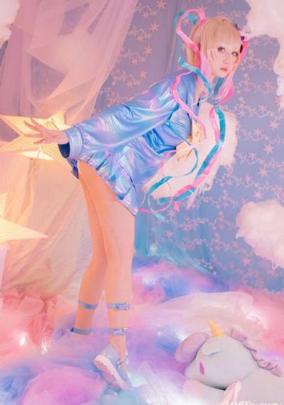大杳焦伊人久久综合热_高清版完整版未删减