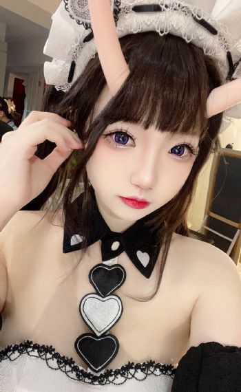 裸体美女扒开尿口视频在线播放_720神马在线观看