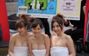 美女黄色的一级片免费播放_BD韩语高清免费观看