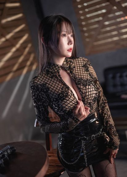 悠悠人体艺术视频在线播放_国产剧电影全集观看