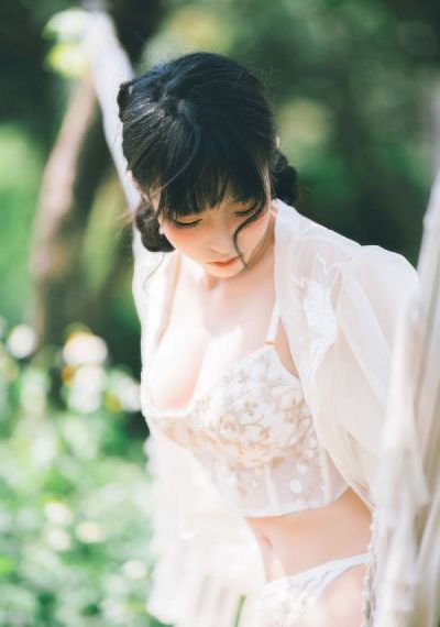男人桶进美女屁股的软件_BD英语天堂在线