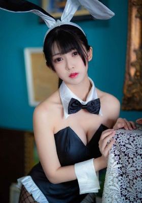 五月天久久综合国产一区二区_日本电影视频网址大全